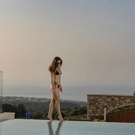 Luxury Maximus - With Private Heated Pool 阿迪斯普普伦